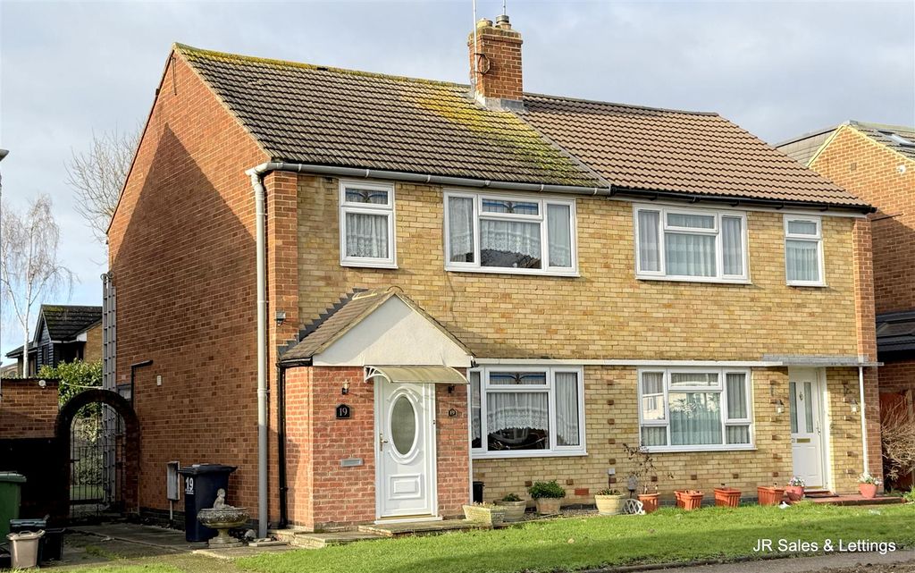 Property photo 1 of 13 Front