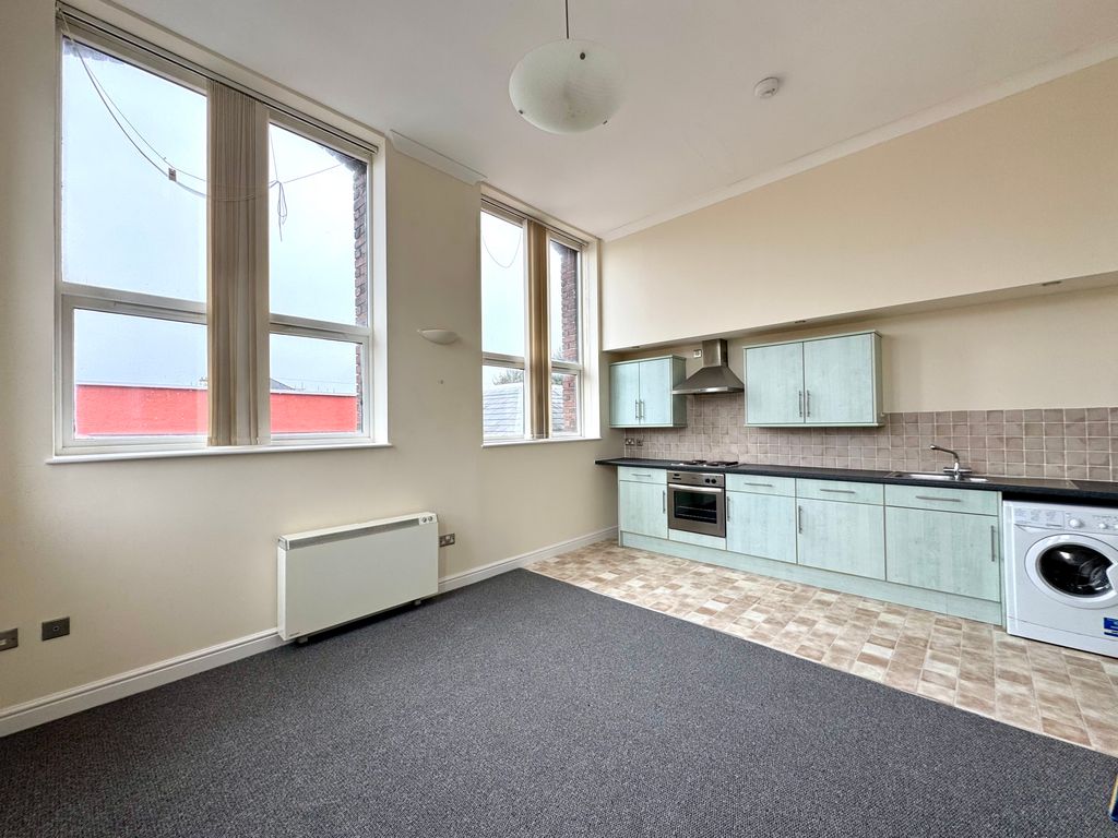 Property photo 2 of 6