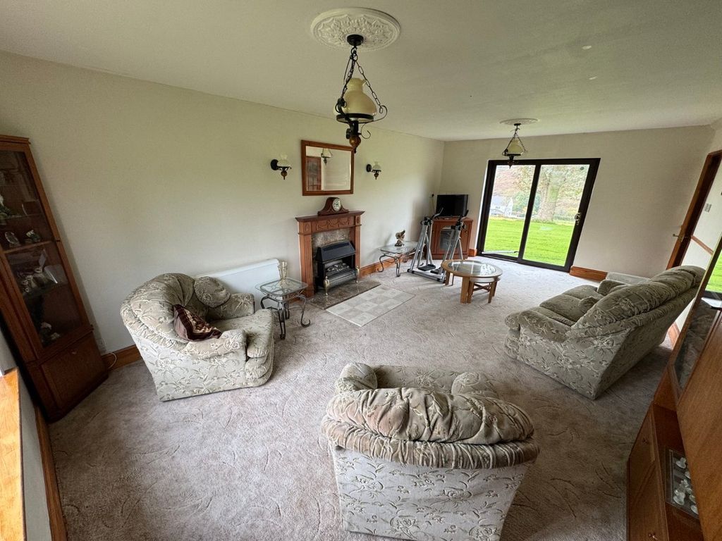 Property photo 2 of 41