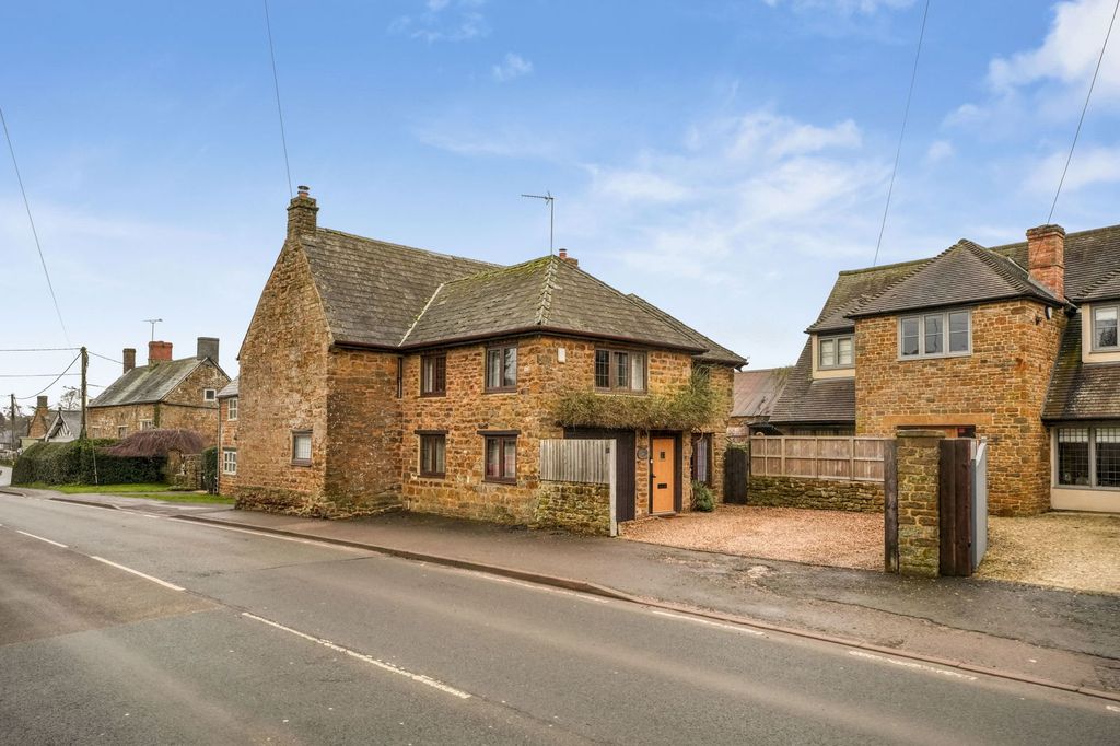 Property photo 1 of 26