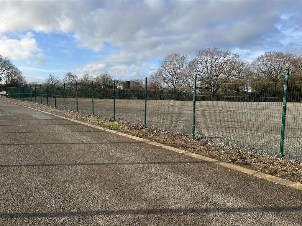 Property photo 2 of 3 Photo 2.Jpg