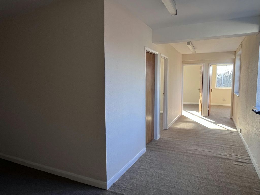 Property photo 3 of 6 Img_5169.Jpg