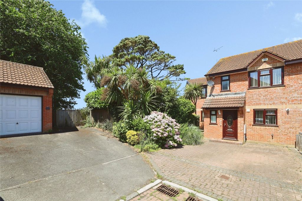 Property photo 1 of 34 Picture No. 44