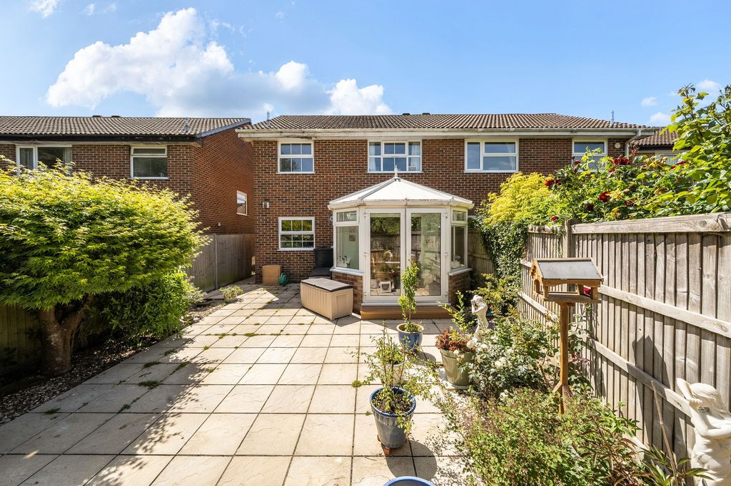 Property photo 1 of 16