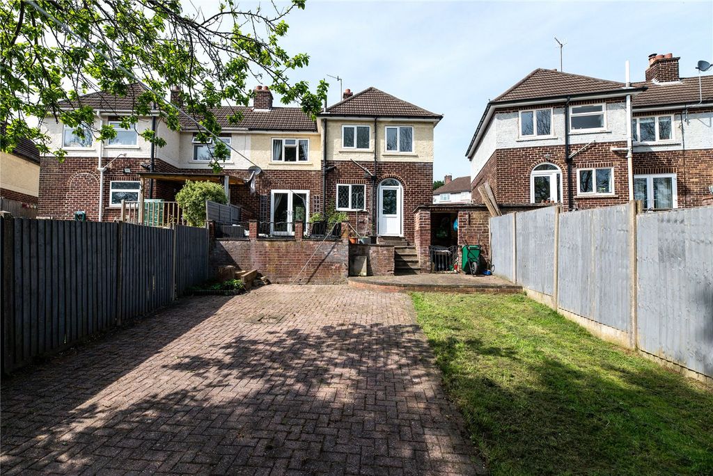 Property photo 1 of 21 Picture No. 05