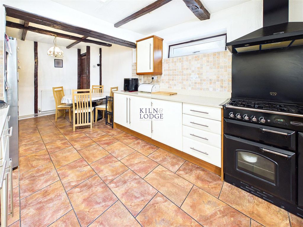 Property photo 3 of 21