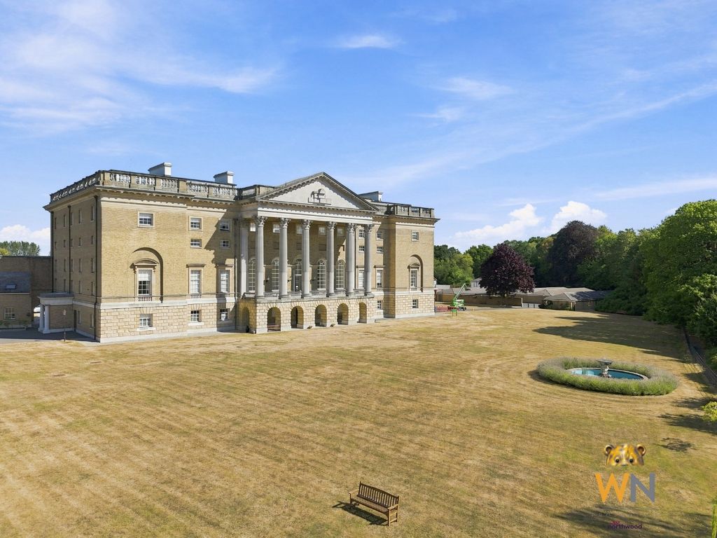 Property photo 1 of 24