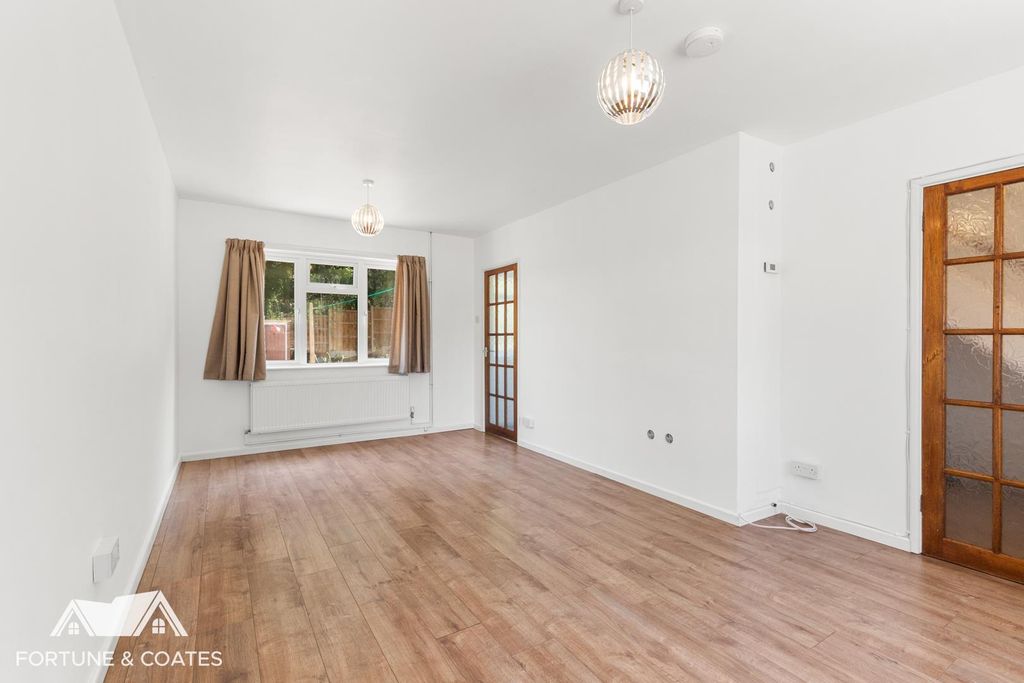 Property photo 2 of 18 Rectorywood_4.Jpg