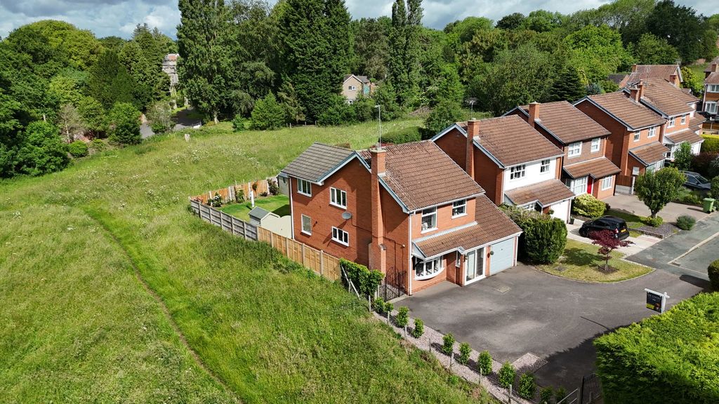 Property photo 2 of 45