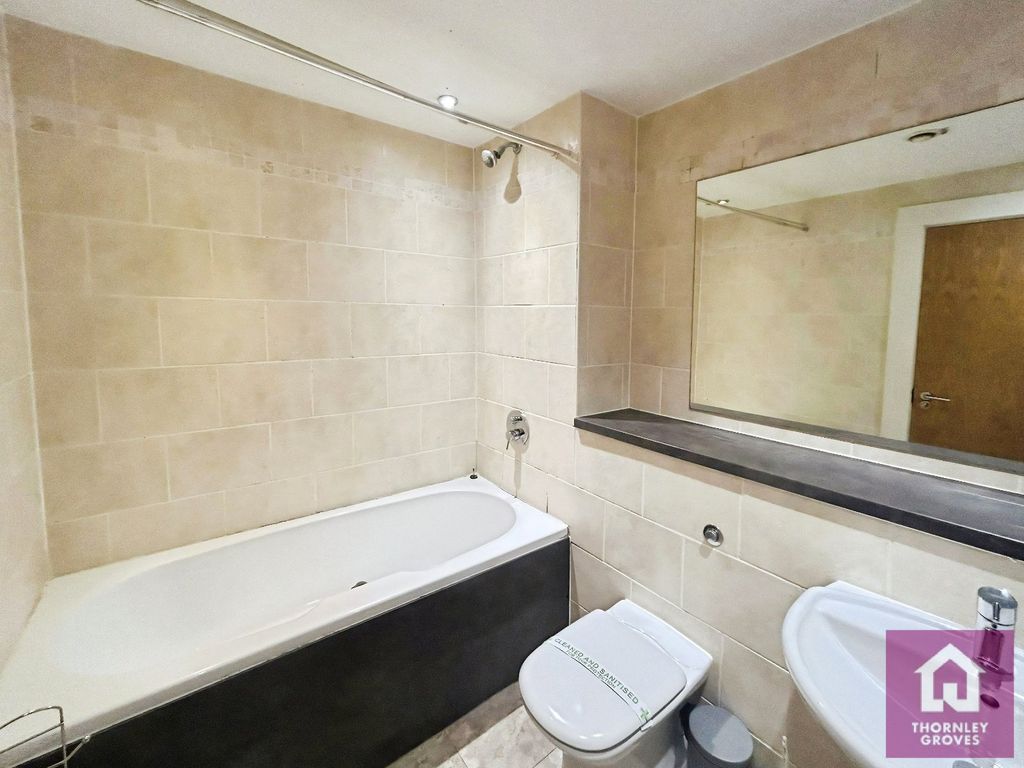 Additional image 12 of 2 bed flat for saleFresh, Salford, Manchester City Centre M3