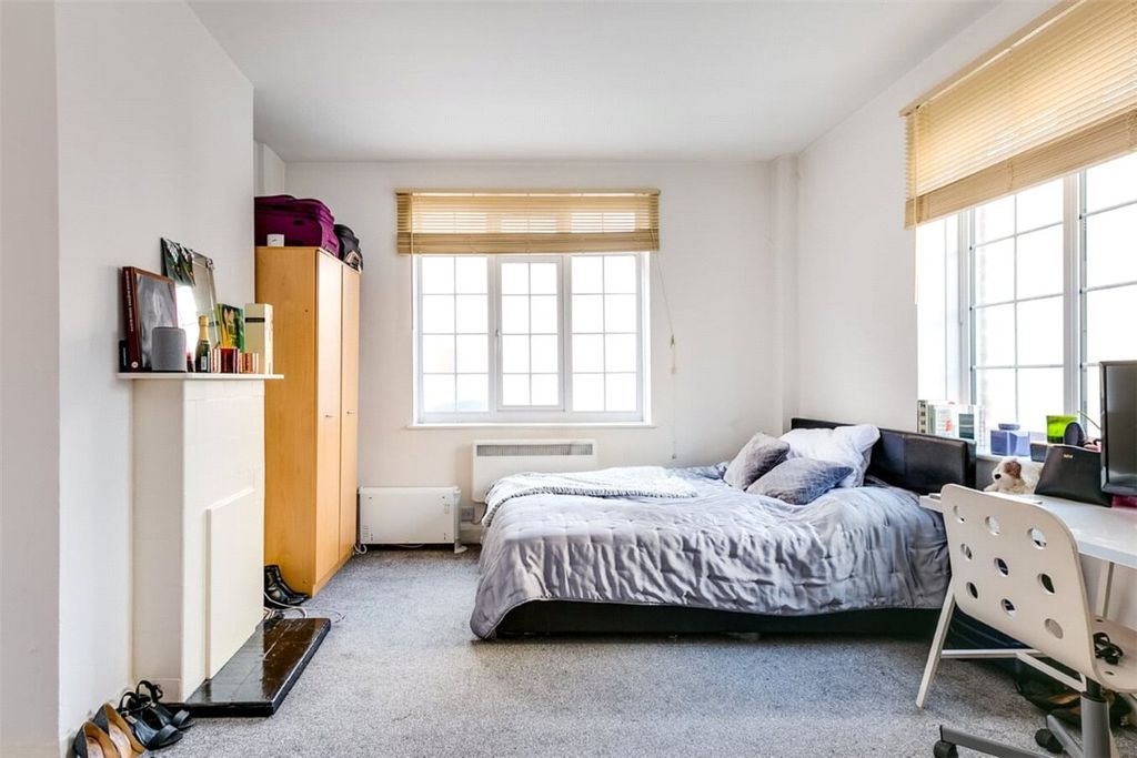 Property photo 1 of 8 Picture No. 20