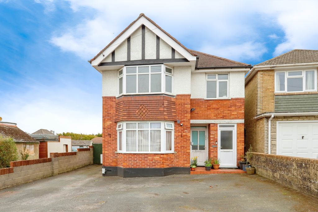 Property photo 1 of 16 Photography