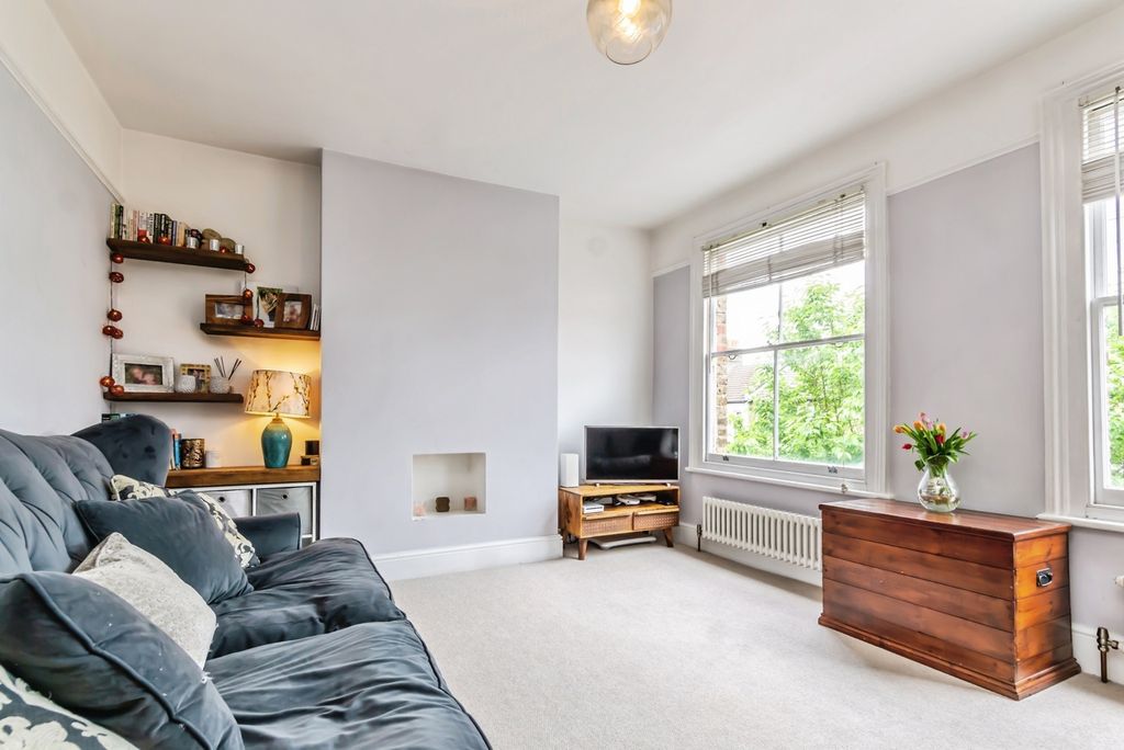 Property photo 3 of 19 Pbox-Img.Jpg