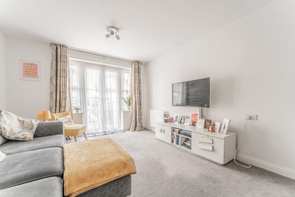 Property photo 3 of 9 5427324