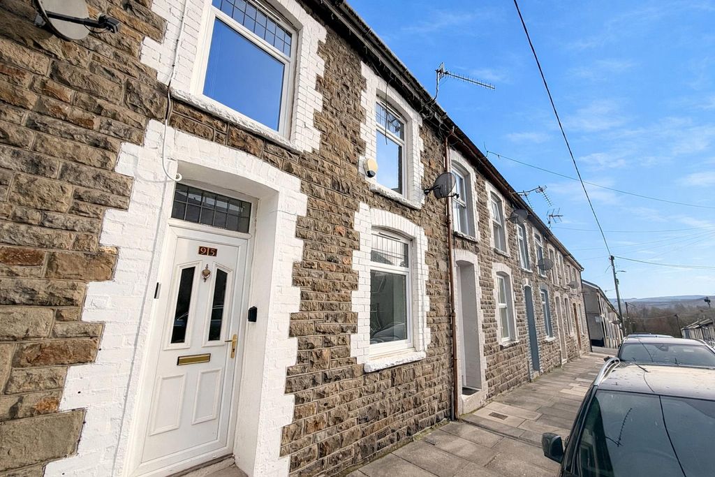 Property photo 1 of 17 C8Fbc5Eb-Ab22-4F8C-87BA-7Caefe904Fd4.Png