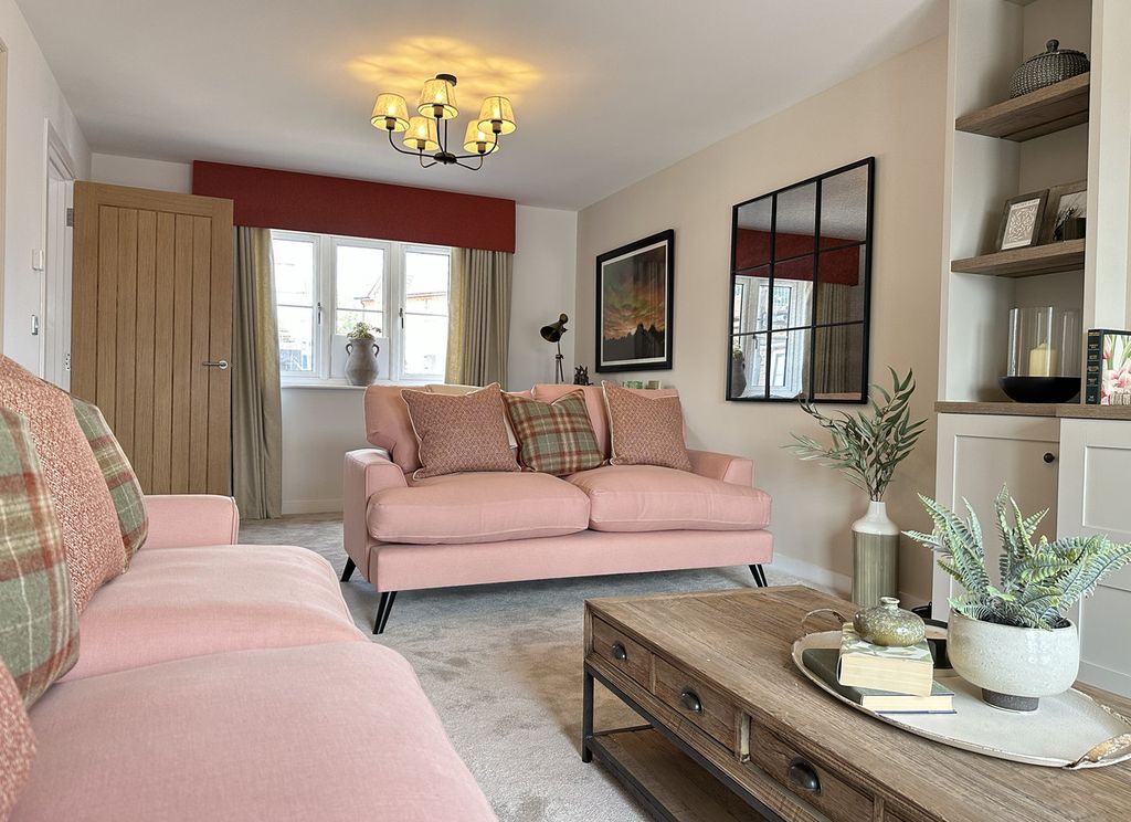 Property photo 2 of 10