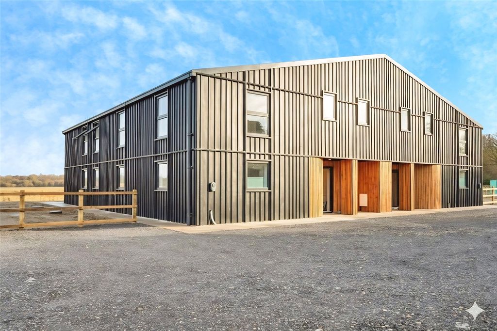 Property photo 2 of 13 Picture No. 04