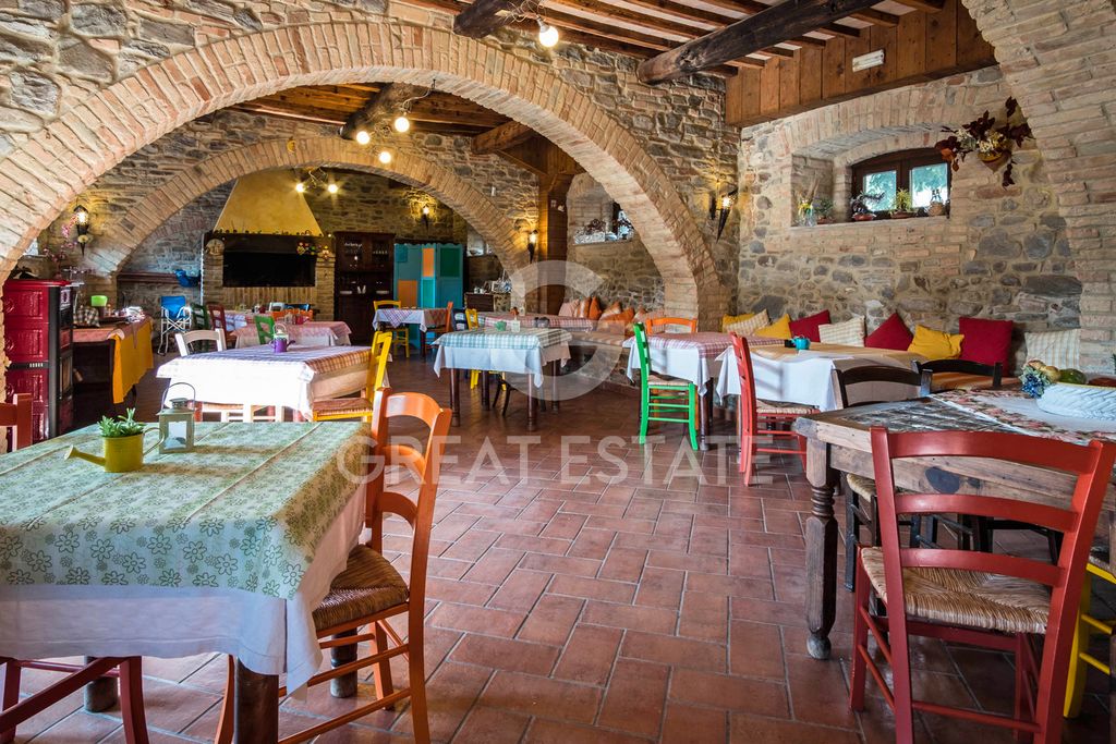 Property photo 2 of 62 Interiors