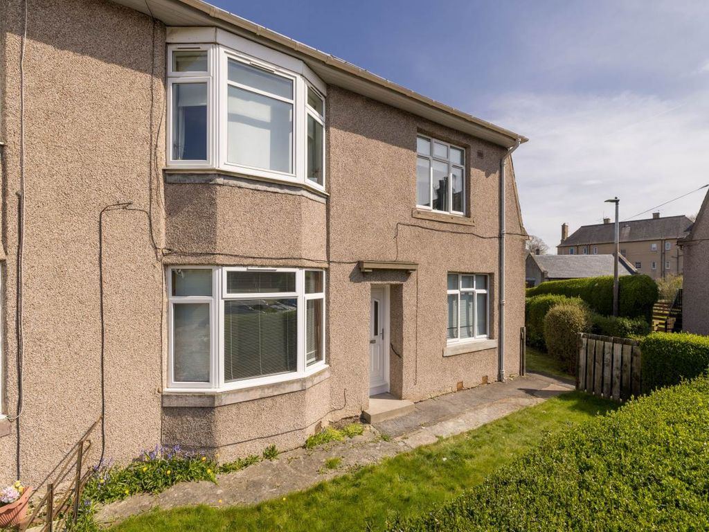 Property photo 3 of 20 Ext 3