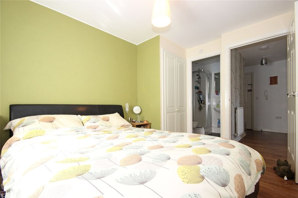 Additional image 12 of 2 bed flat to rentEmerson Square, Horfield, Bristol BS7