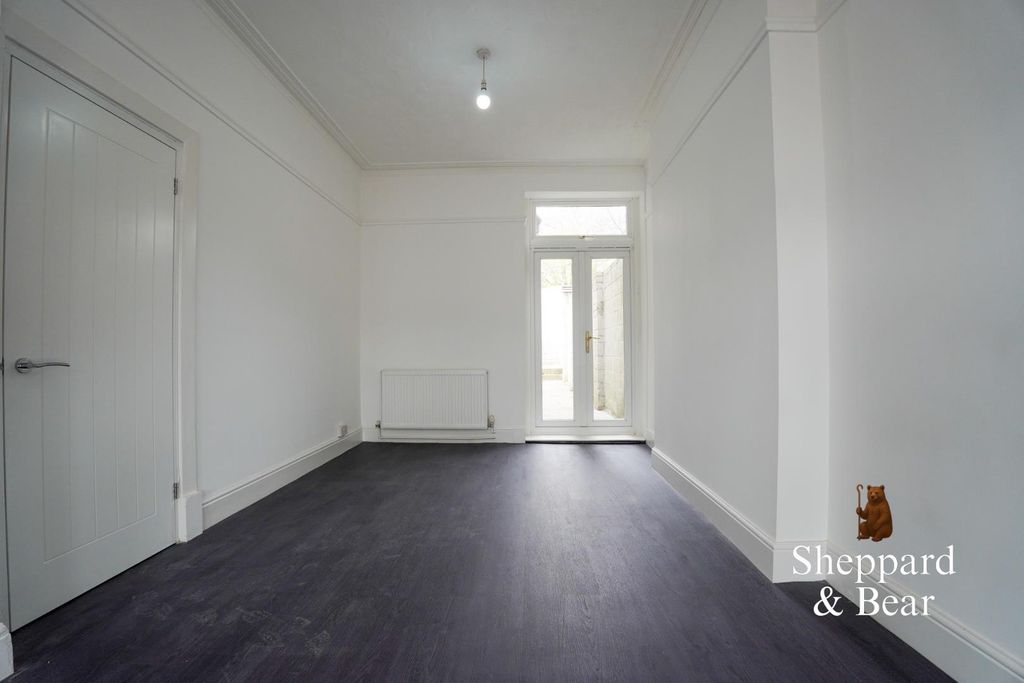 Property photo 3 of 22 Dsc02947.Jpg