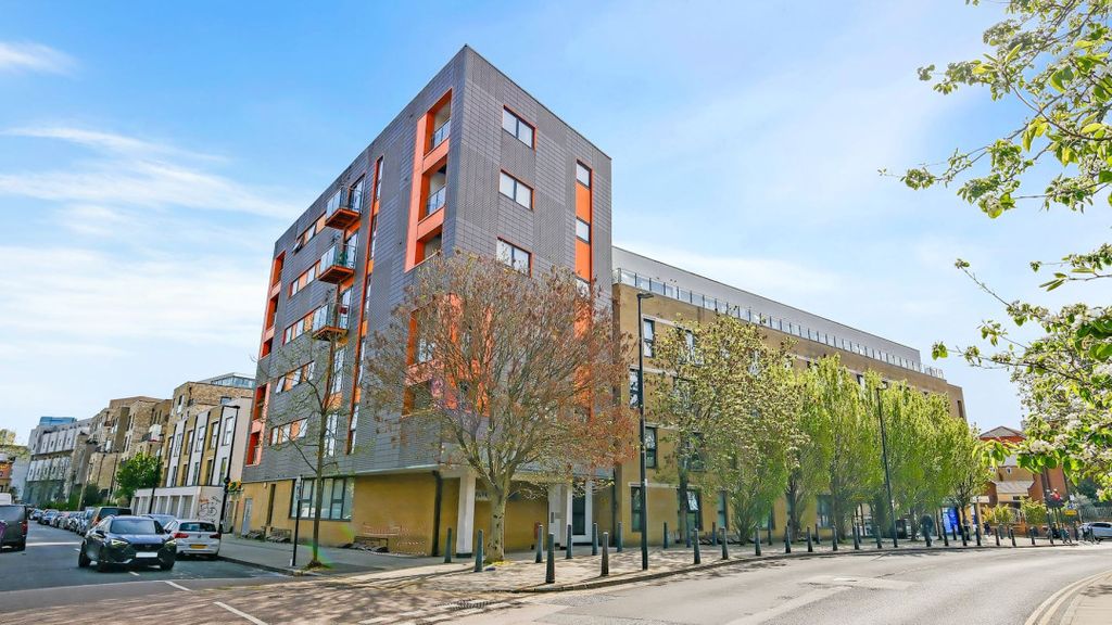 Property photo 3 of 14