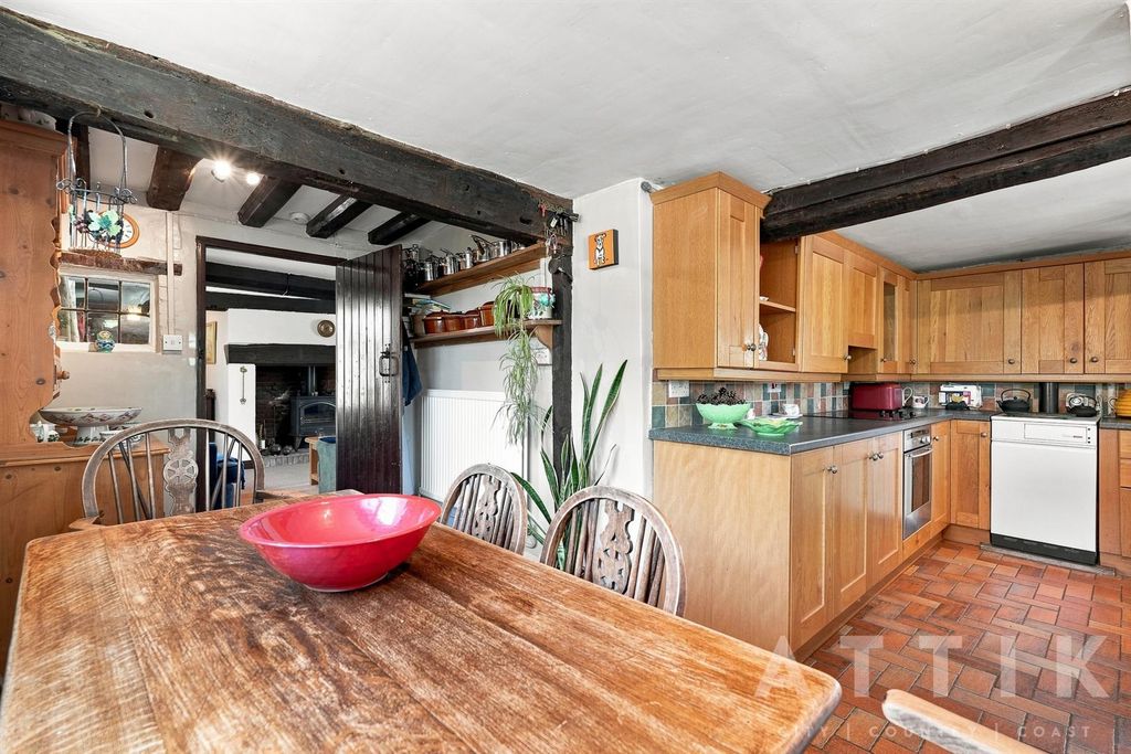 Property photo 3 of 58 Red_Barton_036.Jpg