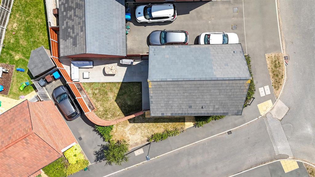 Property photo 2 of 49 Dji_Fly_20260714_12332 Pm_0009_1784031257269_Photo