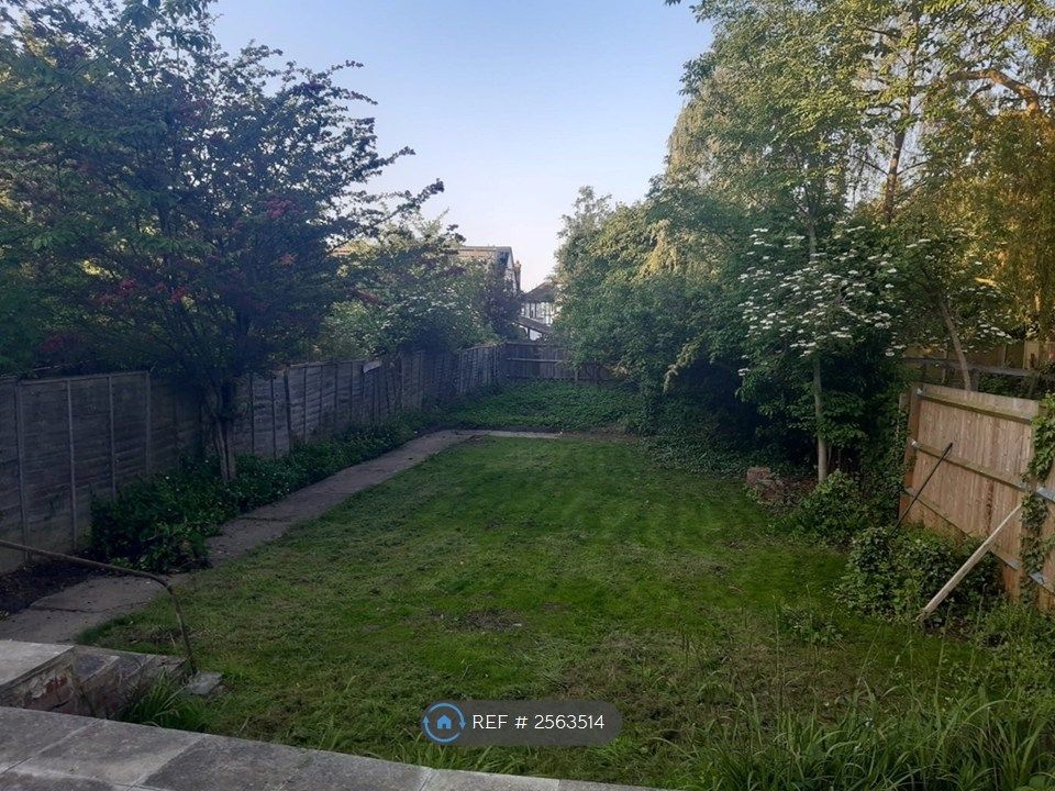 Property photo 3 of 6