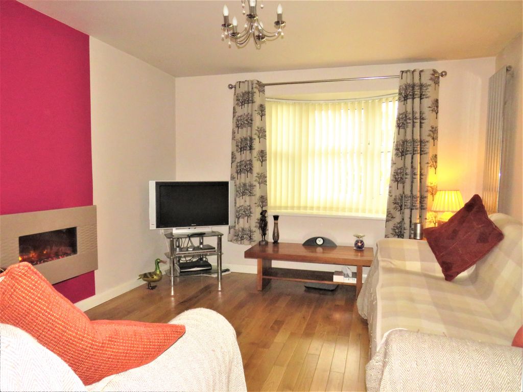 Property photo 3 of 12 Annex