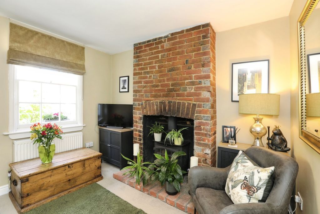 Property photo 2 of 15 Pbox-Img.Jpg