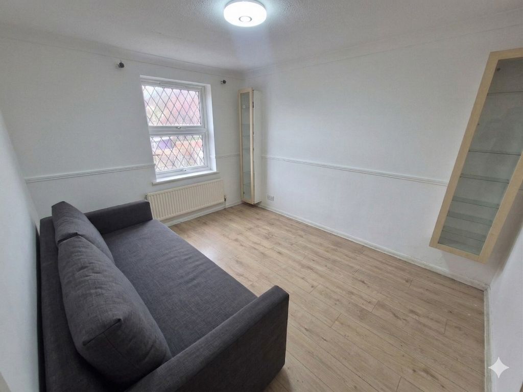 Property photo 2 of 6 5050342