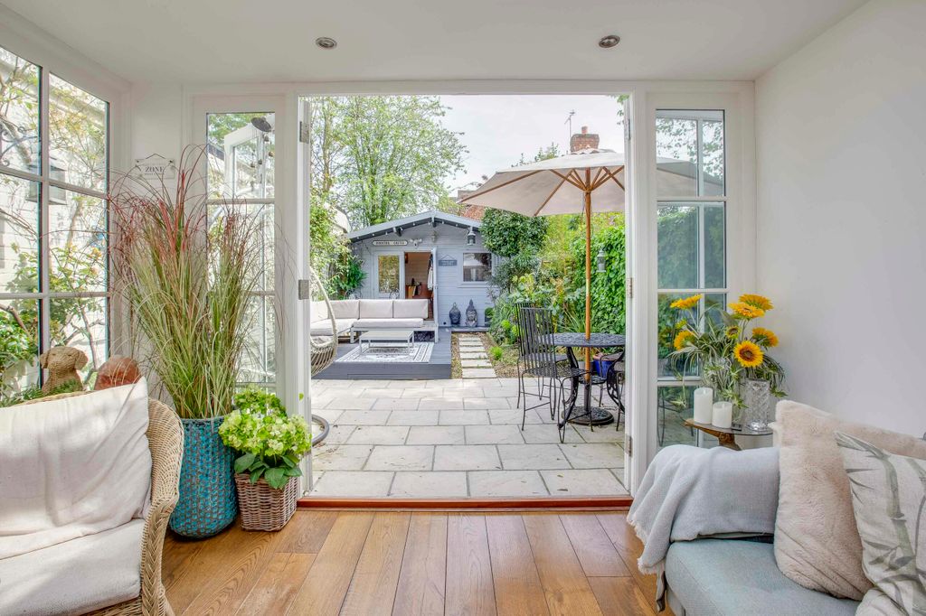 Property photo 2 of 23 View To Gdn