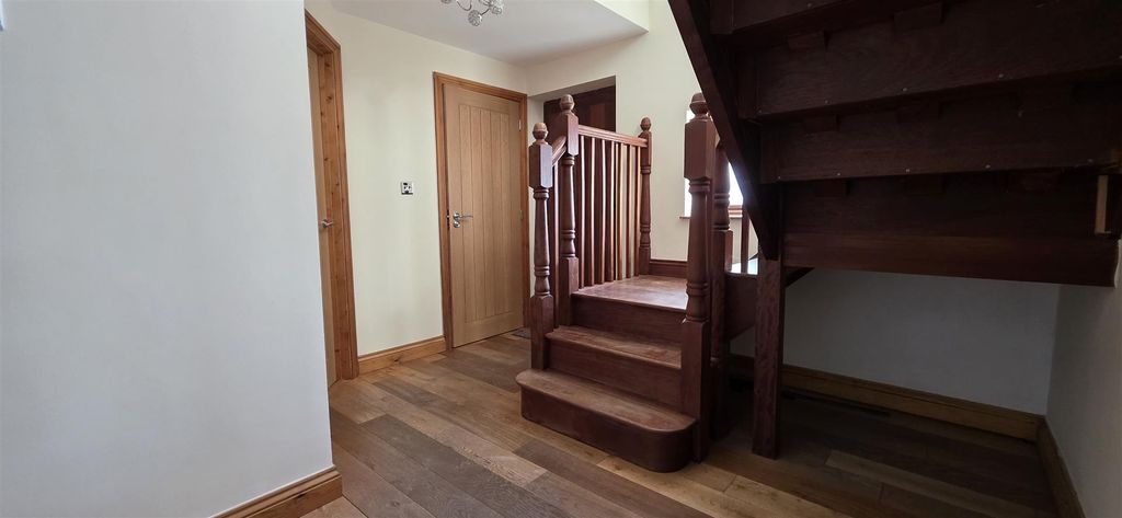 Property photo 2 of 13 20260204_142241.Jpg