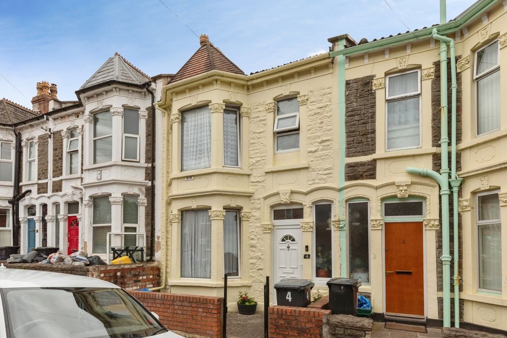 Property photo 1 of 17 Pbox-Img.Jpg