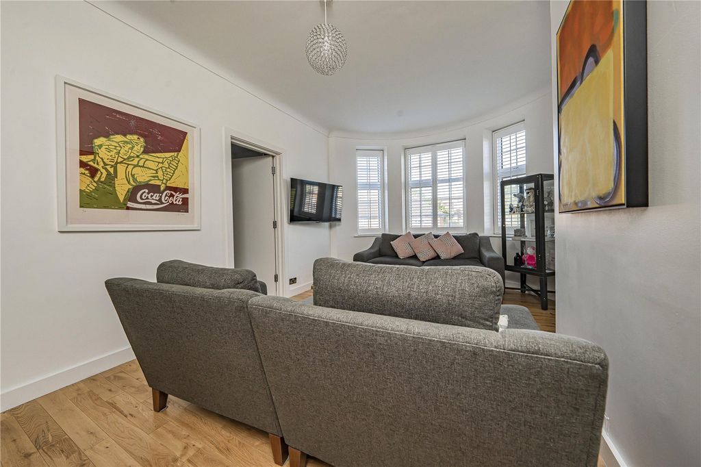 Property photo 2 of 11 Picture No. 02