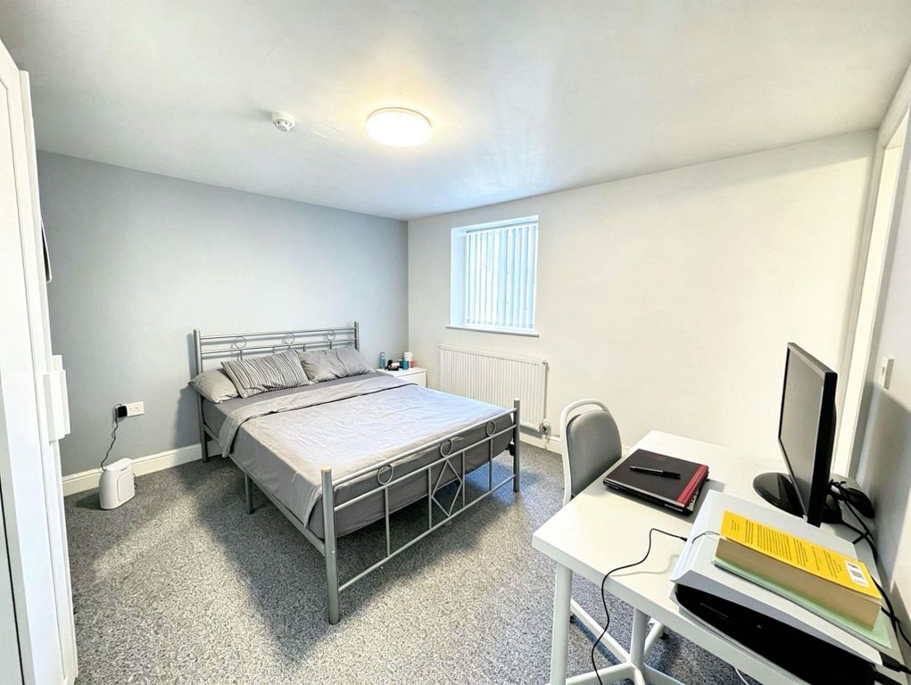 Property photo 3 of 7