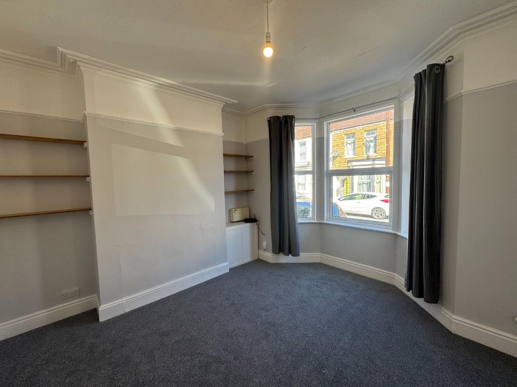 Property photo 3 of 10 Img_5105.Jpg