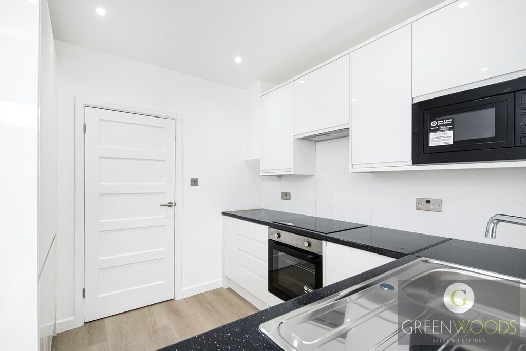 Property photo 2 of 8 Picture No. 07