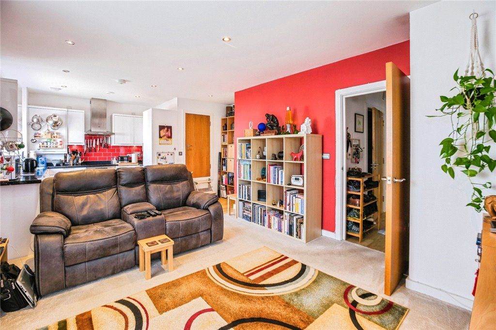 Property photo 3 of 10 Photo