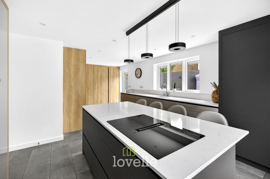 Additional image 4 of 4 bed detached house for saleChapel Lane, Barnoldby Le Beck DN37