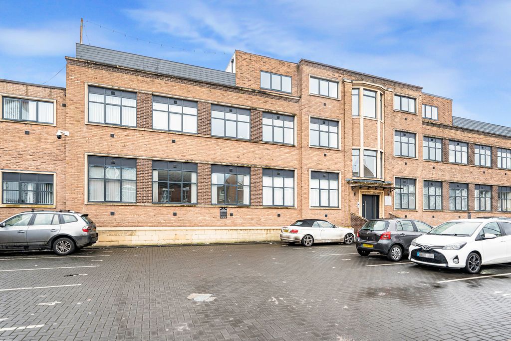 Property photo 1 of 15 3_46704
