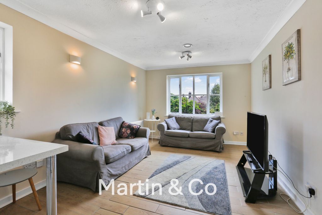 Property photo 3 of 15 Bu5A6372