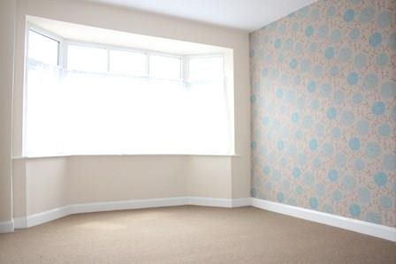 Property photo 2 of 5 273 Bennett St Living Room.Jpg