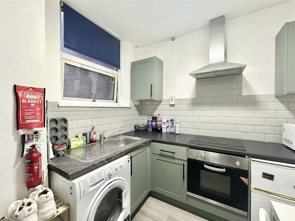 Property photo 2 of 7 Image00002.Jpeg