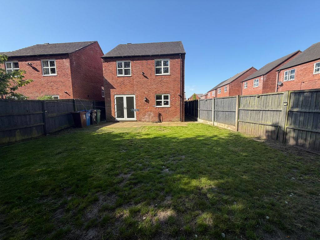 Property photo 3 of 19