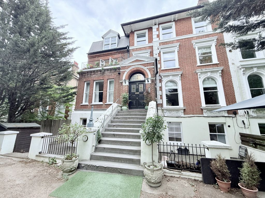 Property photo 2 of 14