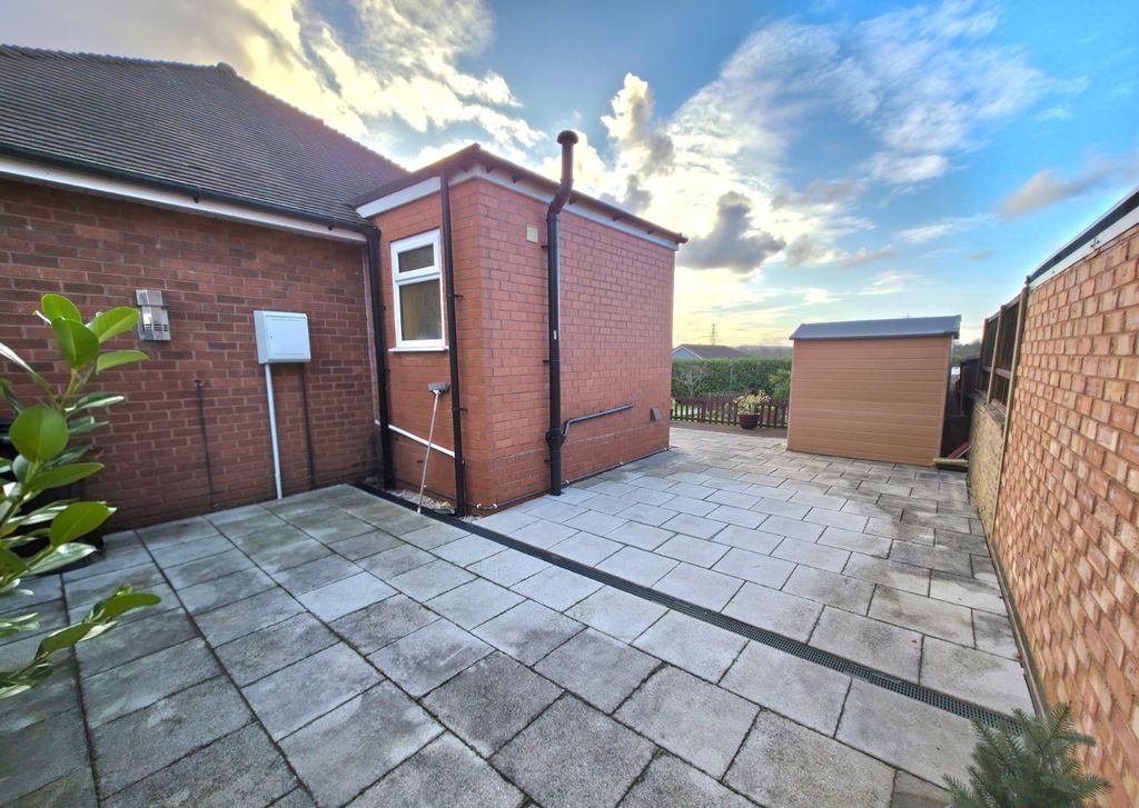 Property photo 3 of 29 Side Patio