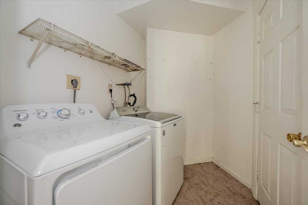 Property photo 2 of 11 <Alttext/>
