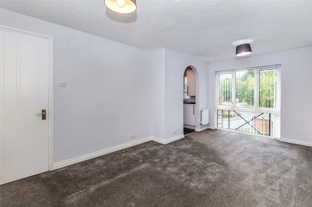 Property photo 3 of 8 Picture No. 07